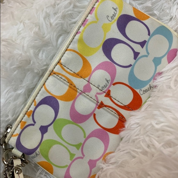 Wristlet - Picture 2 of 3
